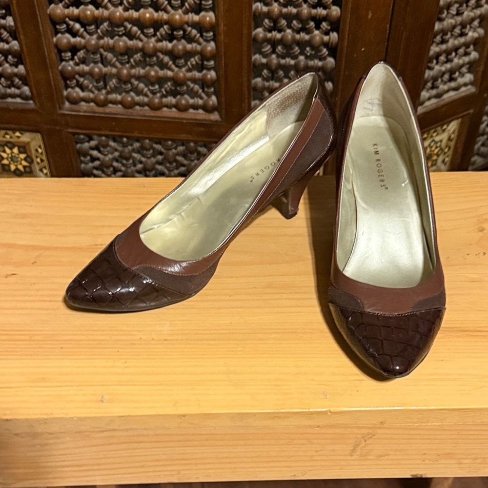 Kim Rogers Brown Textured Heels